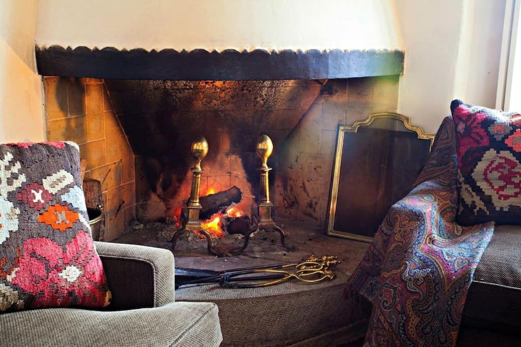 Tiny Smart Home, Private Garden & Outside Jacuzzi. Center Sintra! מראה חיצוני תמונה